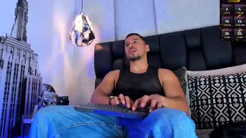 Arthur online show from October 28, 10:01 pm