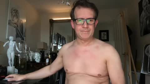 Snapshot of artisterotic chatting on December 16, 12:27 pm artisterotic online show from December 16, 12:27 pm