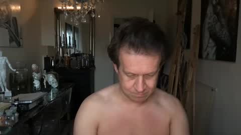 Snapshot of artisterotic chatting on March 11, 7:15 am artisterotic online show from March 11, 7:15 am