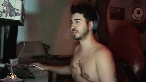 Snapshot of artorias_4 chatting on January 22, 5:48 am artorias 4 online show from January 22, 5:48 am