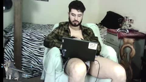 Snapshot of artorias_4 chatting on December 28, 9:20 am artorias 4 online show from December 28, 9:20 am