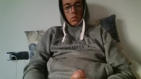 arturpaulval online show from December 8, 3:24 pm