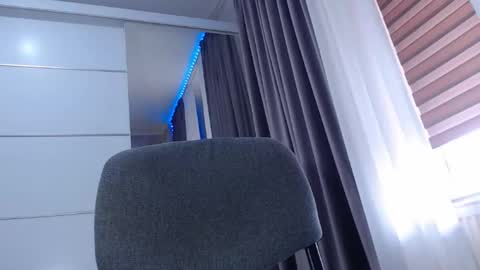 AryanAian1 online show from February 27, 8:06 am