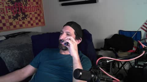 Snapshot of asanator101 chatting on October 25, 8:05 am DevilPup75 online show from October 25, 8:05 am
