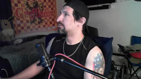 Snapshot of asanator101 chatting on October 23, 2:59 am DevilPup75 online show from October 23, 2:59 am