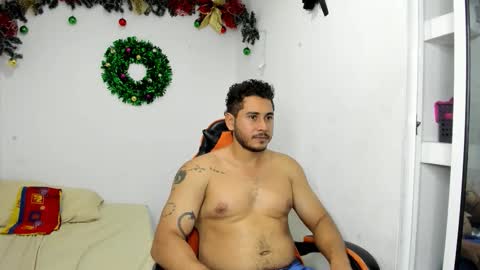 ashlan_king online show from February 4, 10:05 pm