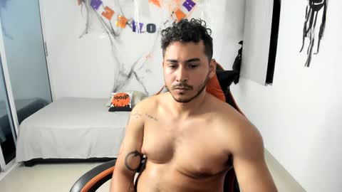 ashlan_king online show from October 31, 3:08 am