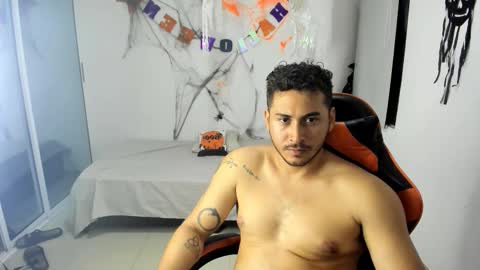 ashlan_king online show from October 30, 2:35 am