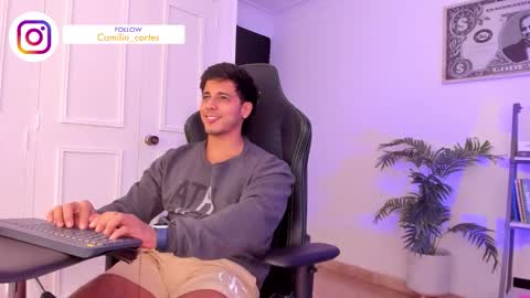 my name real is camilo online show from October 2, 6:17 am