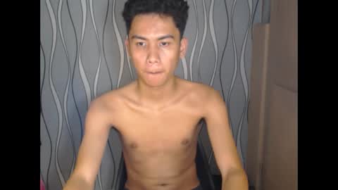 Snapshot of asian_ainsley69 chatting on September 12, 9:53 am asian_ainsley69 online show from September 12, 9:53 am