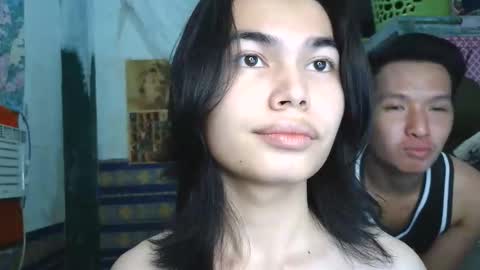 asian_babyboi online show from April 18, 1:56 pm