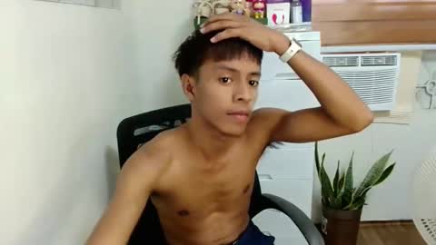 nard online show from April 23, 9:14 am