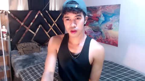 asiancum_peter online show from January 6, 1:31 am
