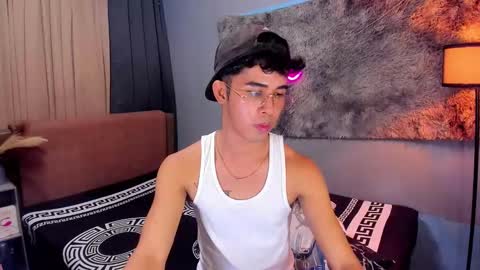 asiancum_peter online show from October 14, 3:35 am