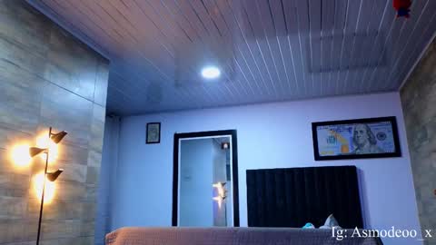 Snapshot of asmodeo_cox chatting on September 27, 11:13 pm Asmodeo  -   online show from September 27, 11:13 pm