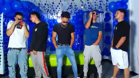 Snapshot of asmodeus7100 chatting on December 6, 12:23 am THOMAS AND DAMIAND online show from December 6, 12:23 am