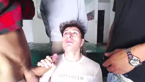 Snapshot of asmodeus7100 chatting on September 10, 5:55 pm THOMAS AND DAMIAND online show from September 10, 5:55 pm