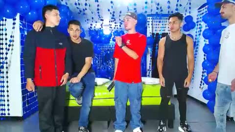 Snapshot of asmodeus7100 chatting on December 14, 12:11 am THOMAS AND DAMIAND online show from December 14, 12:11 am