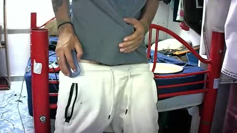 aspisonty online show from December 1, 6:05 am