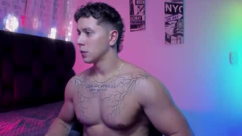 astonhills online show from November 8, 3:37 pm