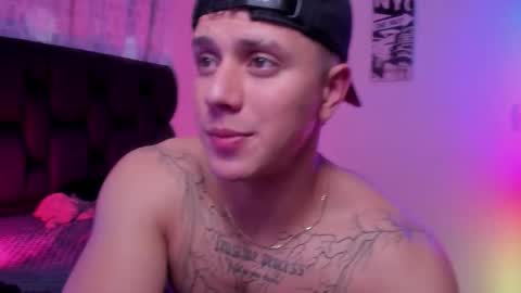 Snapshot of astonhills chatting on October 23, 11:02 am astonhills online show from October 23, 11:02 am