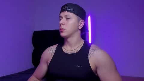 astonhills online show from November 20, 10:58 am