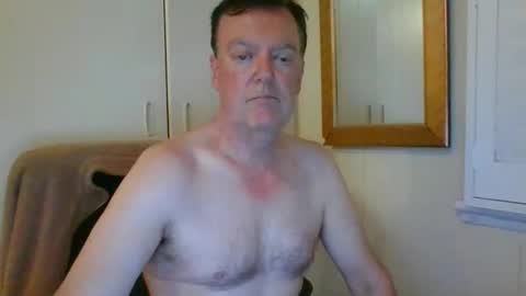 astute008 online show from February 27, 1:01 pm