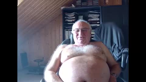 asusandy online show from March 30, 11:44 am