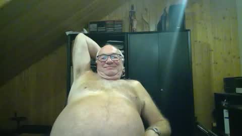 Snapshot of asusandy chatting on September 21, 11:16 pm asusandy online show from September 21, 11:16 pm