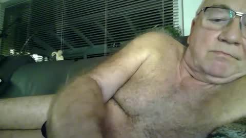 Snapshot of asusandy chatting on February 2, 7:57 pm asusandy online show from February 2, 7:57 pm