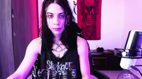 athenauwu online show from April 12, 7:54 am