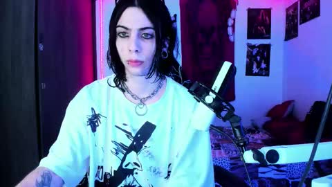 athenauwu online show from October 5, 9:57 am