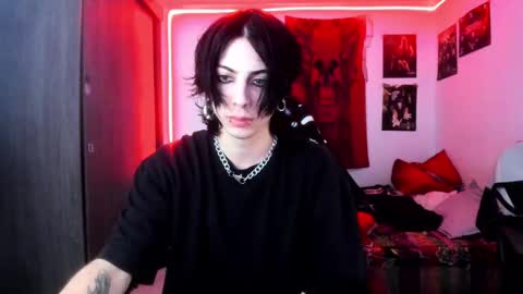 athenauwu online show from March 4, 5:42 am