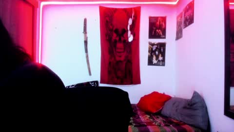 athenauwu online show from December 6, 4:47 am