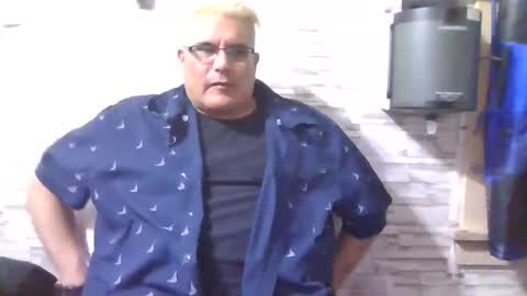 A online show from February 1, 9:54 am