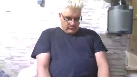 A online show from January 31, 10:31 am