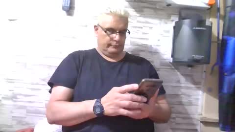 A online show from February 2, 6:26 am