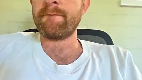 aussie_dadbod6969 online show from July 29, 11:59 pm