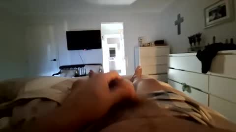 aussiesmalldick12 online show from May 10, 10:33 pm