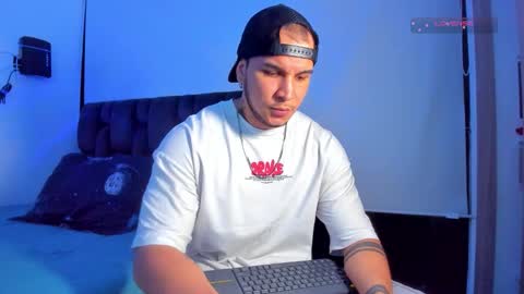 A online show from March 15, 12:07 am