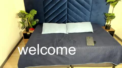 Austin  online show from April 18, 7:58 pm