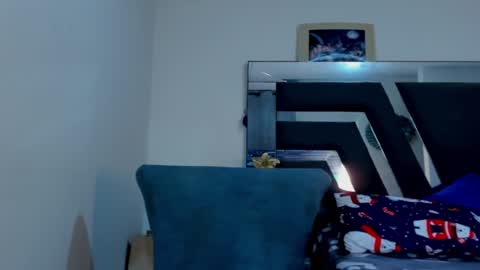 Snapshot of austintorres_ chatting on December 15, 2:30 am AustinTorres  online show from December 15, 2:30 am