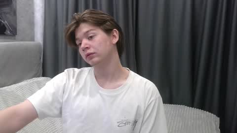 Snapshot of ausxuw chatting on October 8, 5:23 am ausxuw online show from October 8, 5:23 am