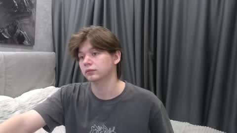 Snapshot of ausxuw chatting on October 10, 3:55 am ausxuw online show from October 10, 3:55 am