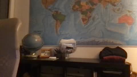 Snapshot of avalon1974 chatting on December 9, 6:08 pm Avalon online show from December 9, 6:08 pm