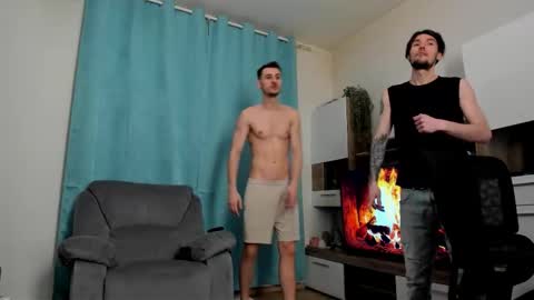 Justin online show from March 19, 4:32 pm