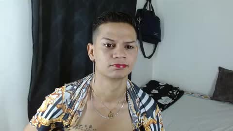 axcel online show from October 8, 11:58 am