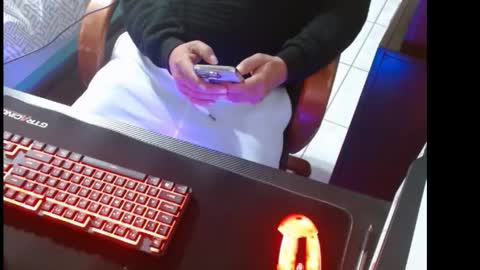 Alex online show from February 1, 8:51 pm