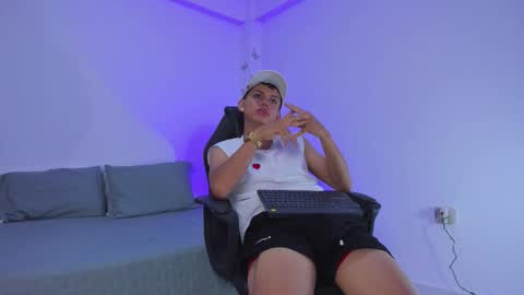 AXEL online show from November 4, 12:39 pm