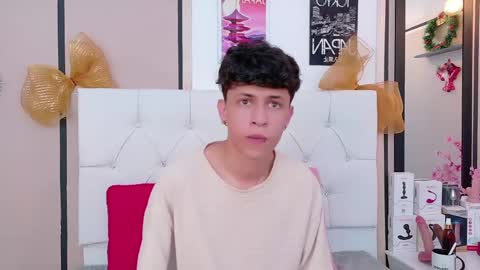 Axel Evanss online show from December 20, 2:02 pm